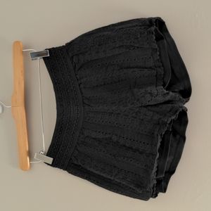 Maurice's lace like shorts